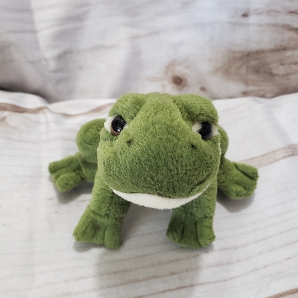 Vintage K&M International Green Frog Plush 5.5 Inch Year 2003 No Sound Realistic - Picture 9 of 9